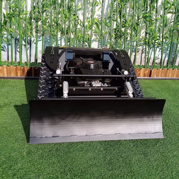 Low Maintenance Brushless Remote Mower (VTLM600 with snow plow) - Image 3