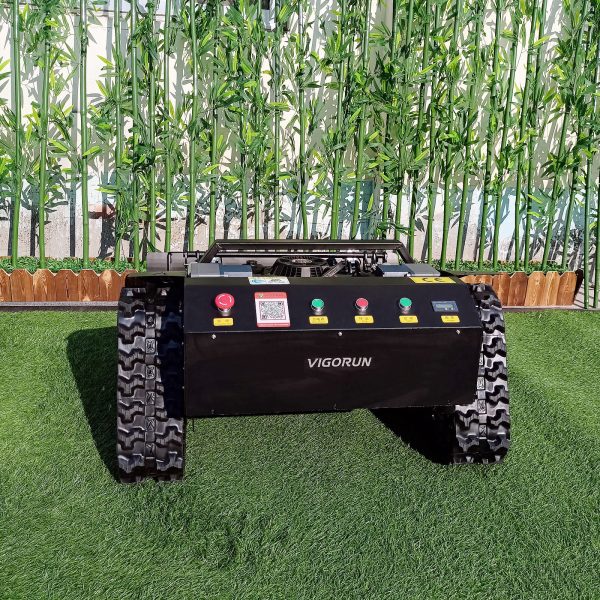 Low Maintenance Brushless Remote Mower (VTLM600 with snow plow) - Image 5