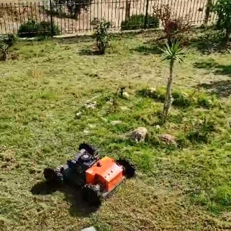 Meet Vigorun VTLM800 radio controlled caterpillar lawn mower  with best price