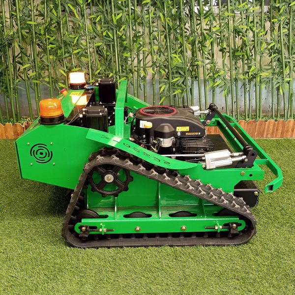 Green Remote Control Rubber Track Brush Mower (VTLM800) - Image 4