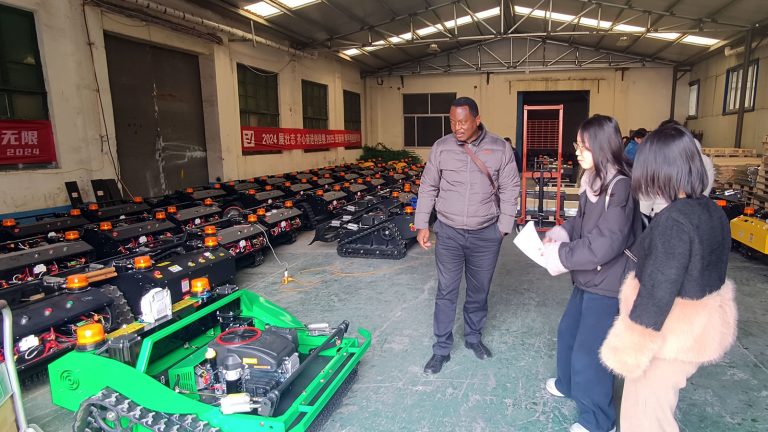 Vigorun remotely controlled tracked lawn cutting machine